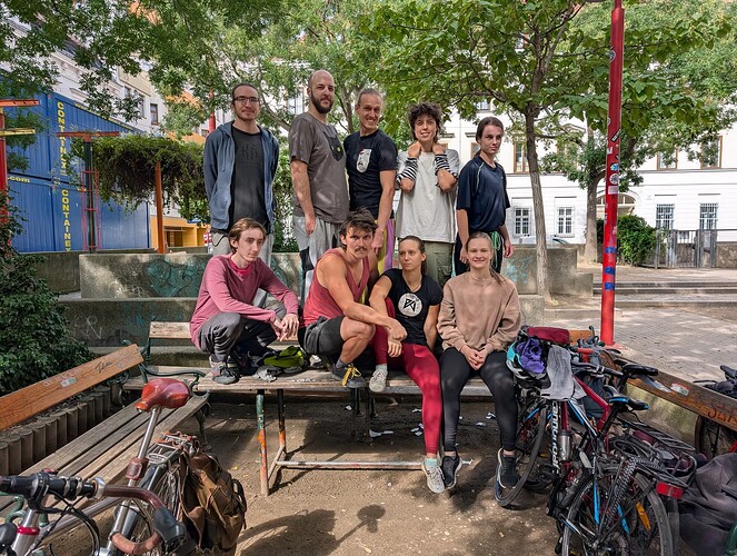 PXL_20250928_113922812.BURST-03