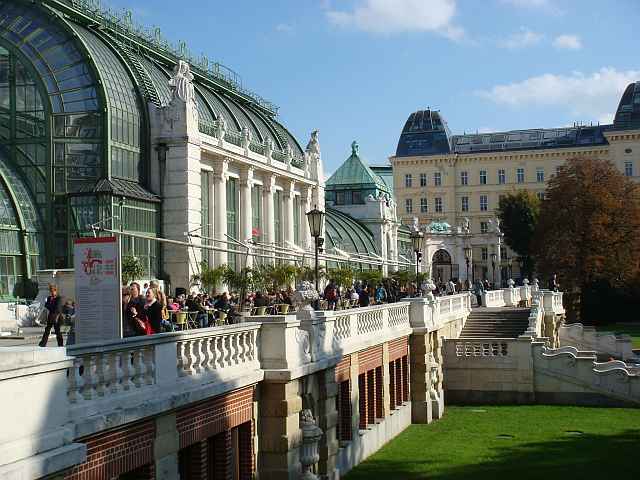 Cafe-Palmenhaus-Burggarten-Wien